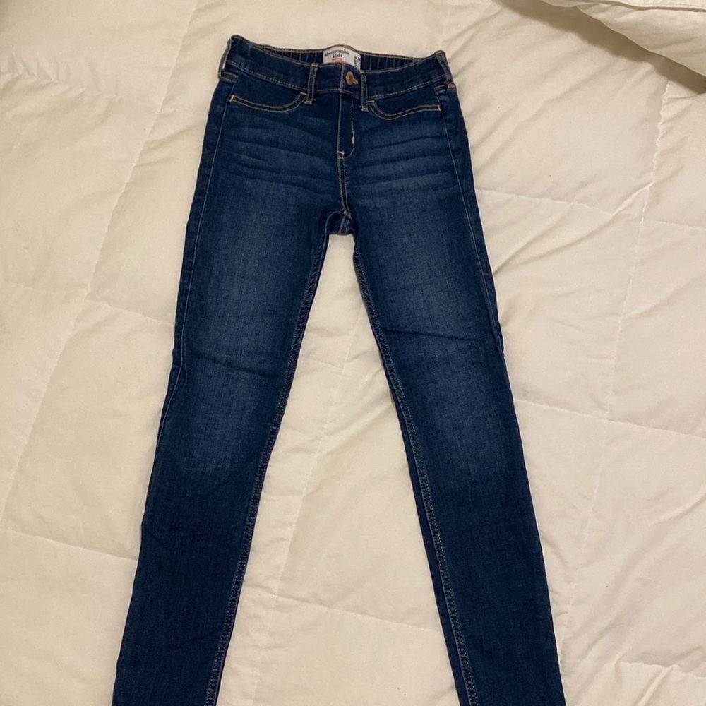 Abercrombie mid-rise pull on Jean jegging